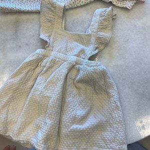 Girl's dress